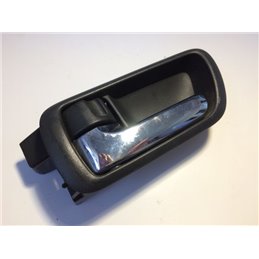 TOYOTA COROLLA VERSO Bal hátsó Belső Kilincs