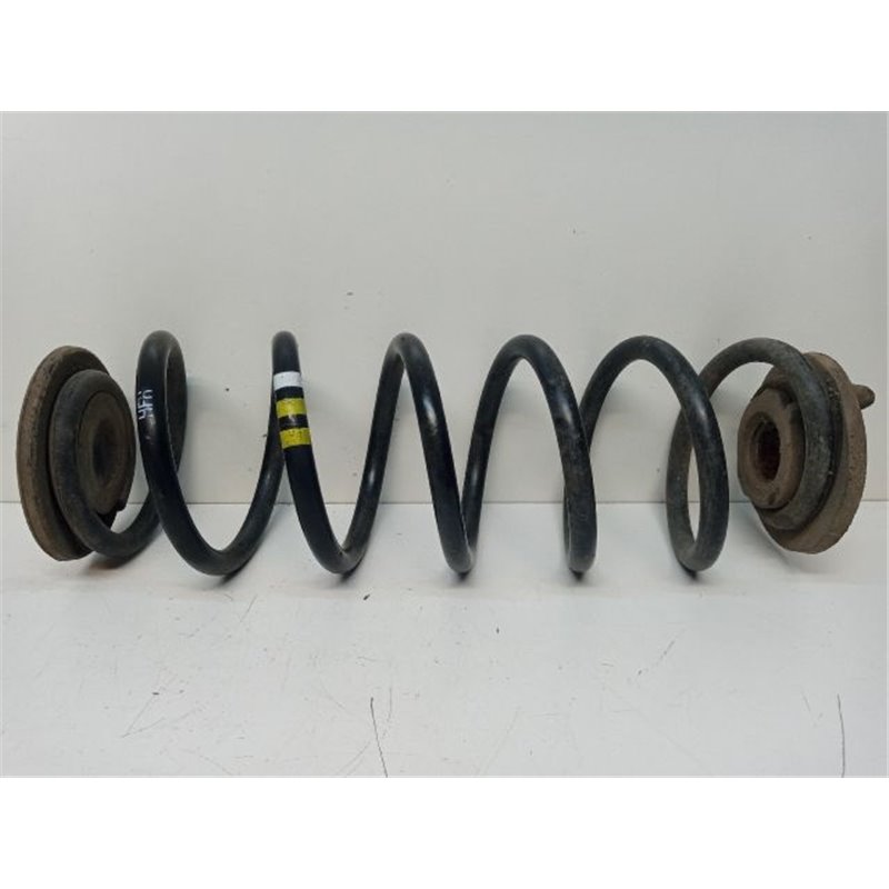 SKODA OCTAVIA II Bal hátsó Rugó