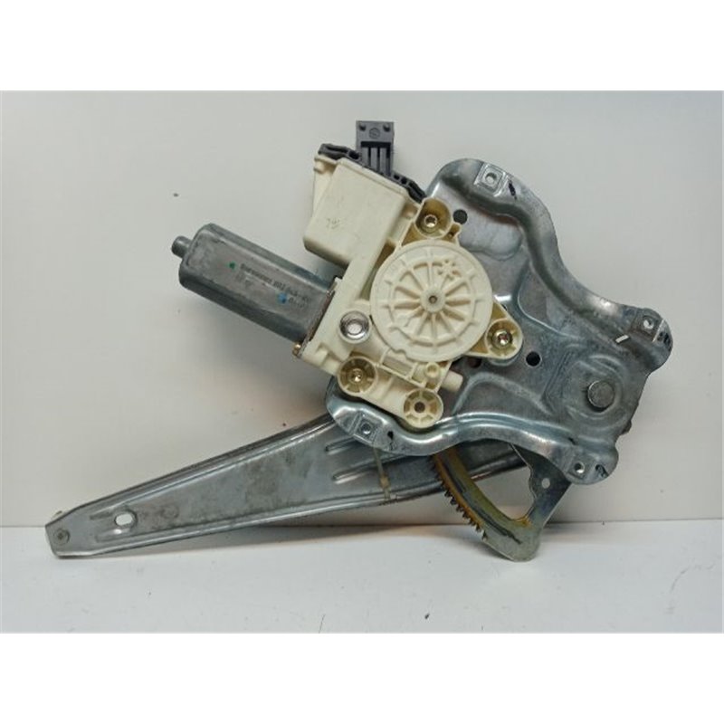 TOYOTA AVENSIS T25 Jobb hátsó Ablakemelő Motor