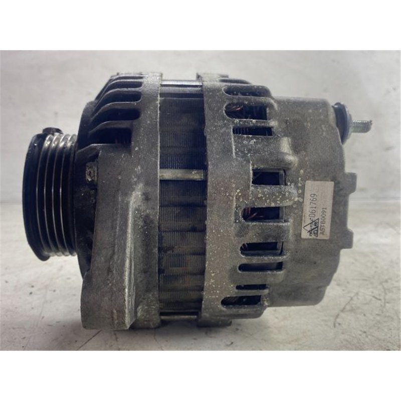 HONDA JAZZ Generátor