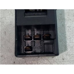 VW GOLF IV Bal hátsó Ablakemelő Kapcsoló