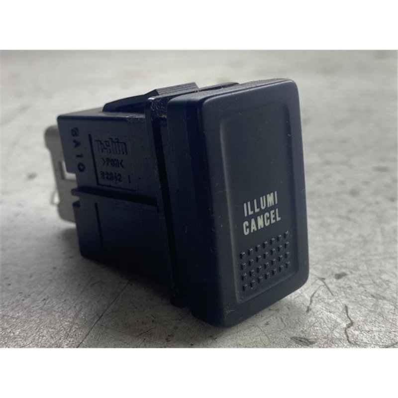 SUZUKI SWIFT III Kapcsoló (Magában)