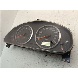 MAZDA 2 Kilométeróra