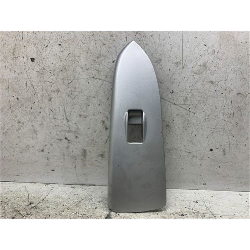 MAZDA PREMACY Jobb első Ablakemelő Kapcsoló Keret