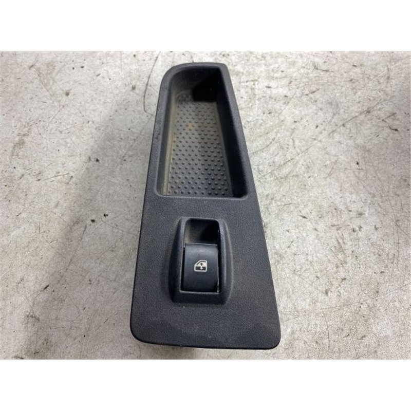 FIAT LINEA Jobb első Ablakemelő Kapcsoló