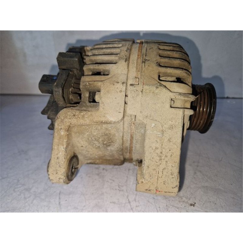 OPEL CORSA D Generátor