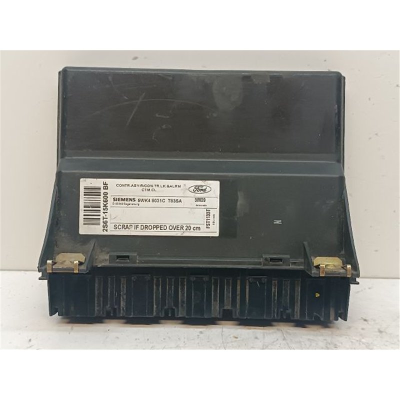 FORD FIESTA V Biztosítéktábla Utastér