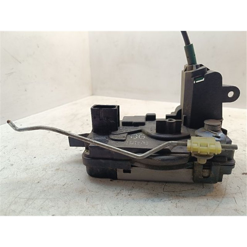 OPEL ZAFIRA B Jobb első Ajtózár