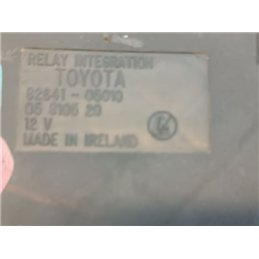 TOYOTA AVENSIS T22 Biztosítéktábla Utastér