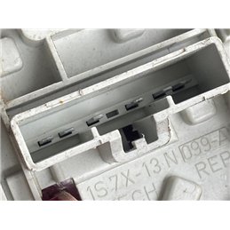 FORD MONDEO III Bal Hátsó Lámpa