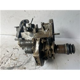 LANCIA Y Váltó (Mechanikus)