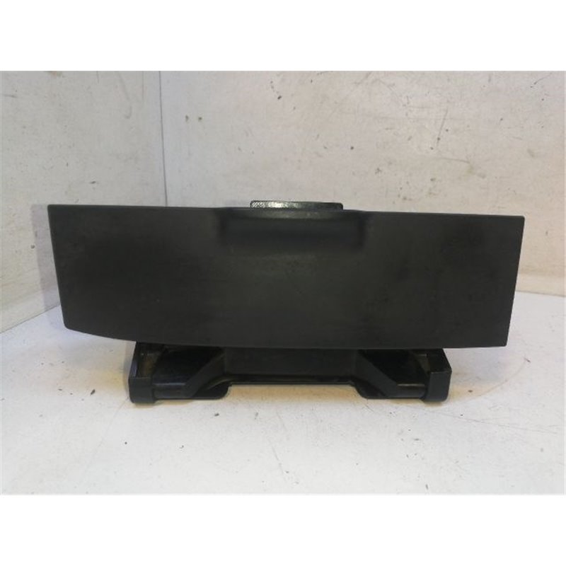 TOYOTA COROLLA VERSO Első Hamutartó