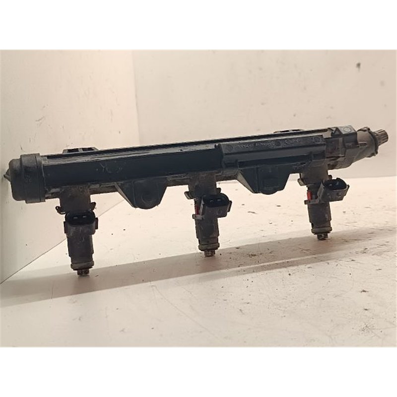 VW POLO IV Porlasztó Sor / Híd