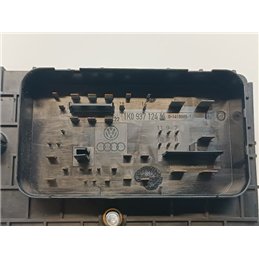 VW PASSAT B6 Biztosítéktábla Motortér