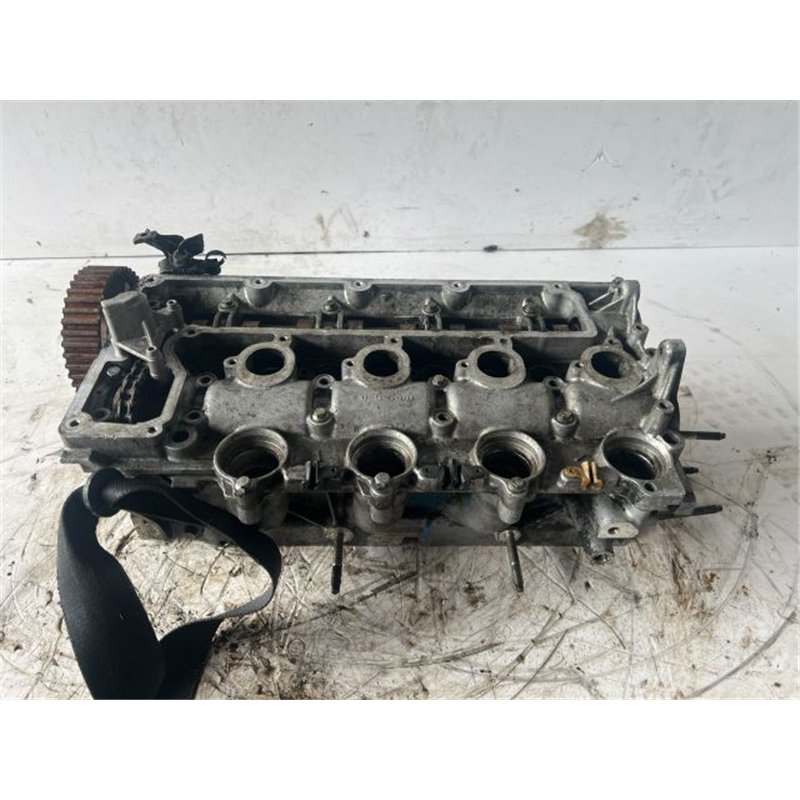 PEUGEOT 406 Hengerfej