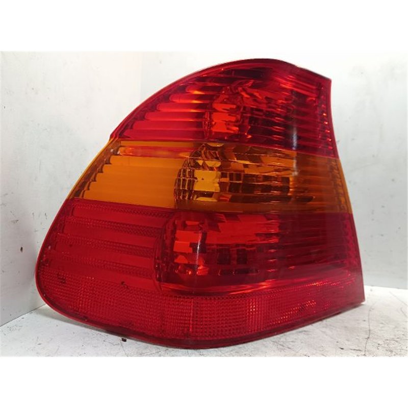 BMW 3 E46 Bal Külső Hátsó Lámpa