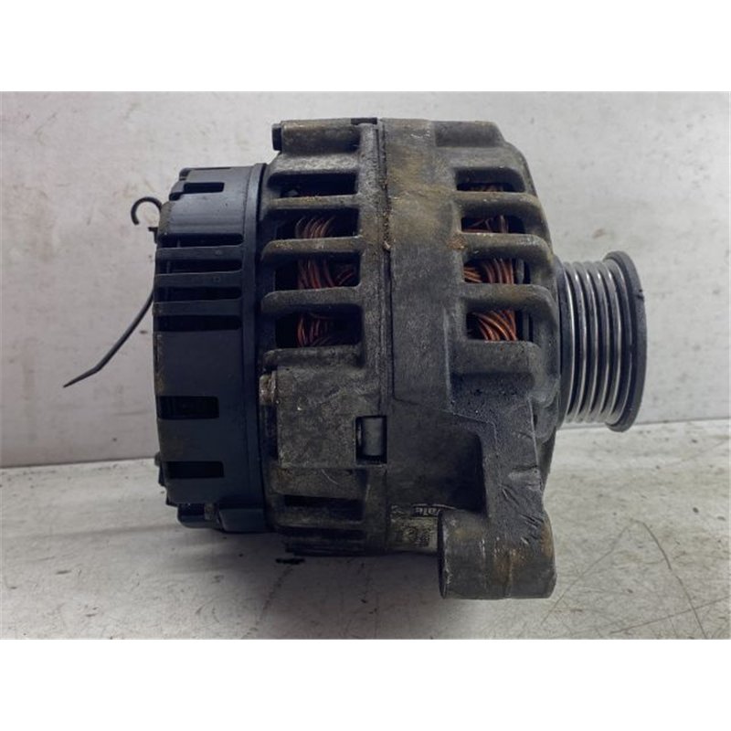 VW PASSAT B5 Generátor