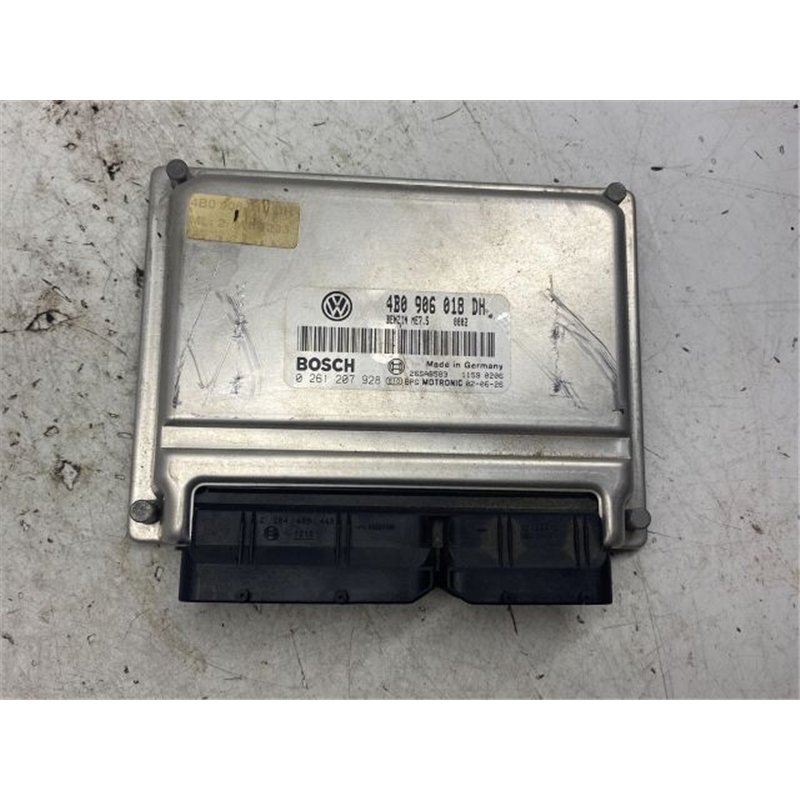 VW PASSAT B5 Motorvezérlő