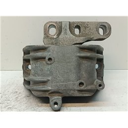 VW PASSAT B6 Motor Tartó Bak Jobb