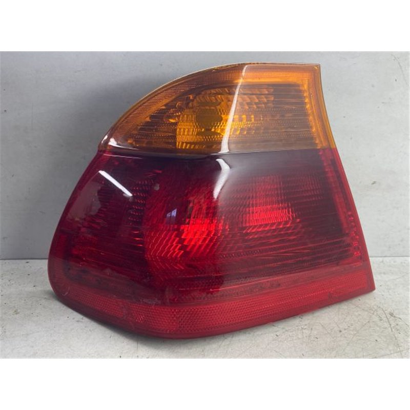 BMW 3 E46 Bal Hátsó Lámpa