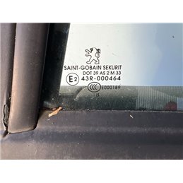 PEUGEOT 207 Bal hátsó Ajtó (Részeivel)