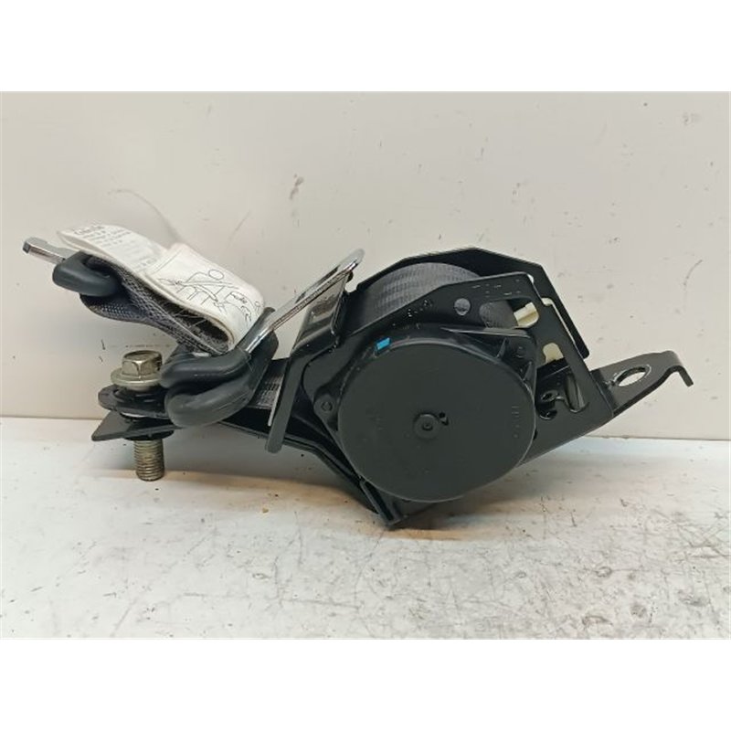 HONDA JAZZ Hátsó középső Biztonsági Öv