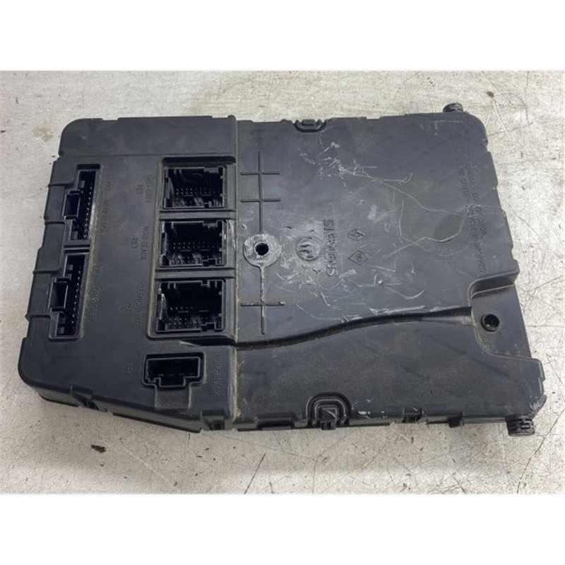 RENAULT SCÉNIC II Biztosítéktábla Doboz