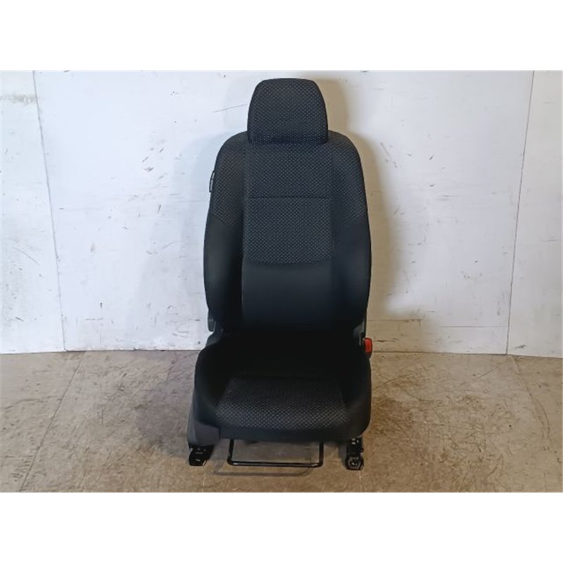 HYUNDAI I30 Jobb első Ülés