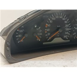 MERCEDES-BENZ E-CLASS Kilométeróra