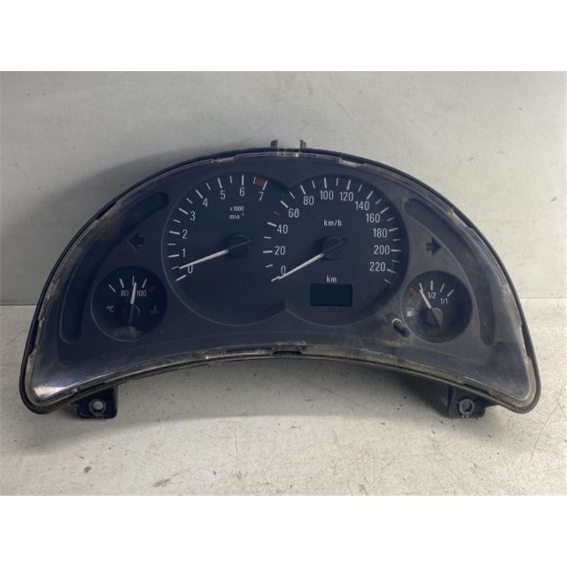 OPEL CORSA C Kilométeróra