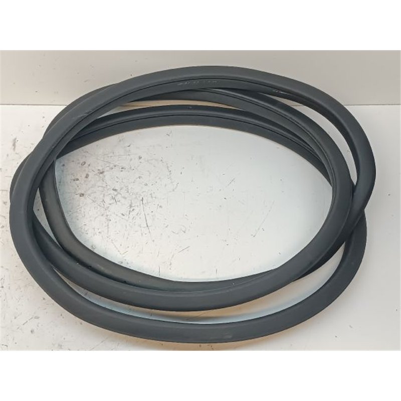 MERCEDES-BENZ GLK-CLASS Jobb első Gumikéder