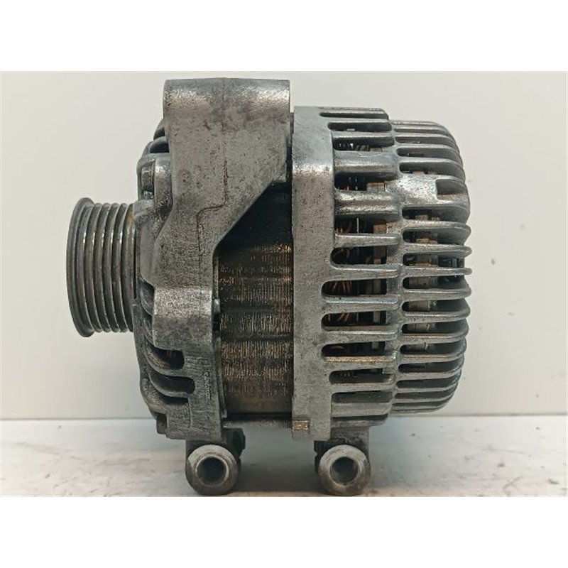 SUBARU FORESTER Generátor