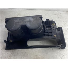 MAZDA 3 Pohártartó