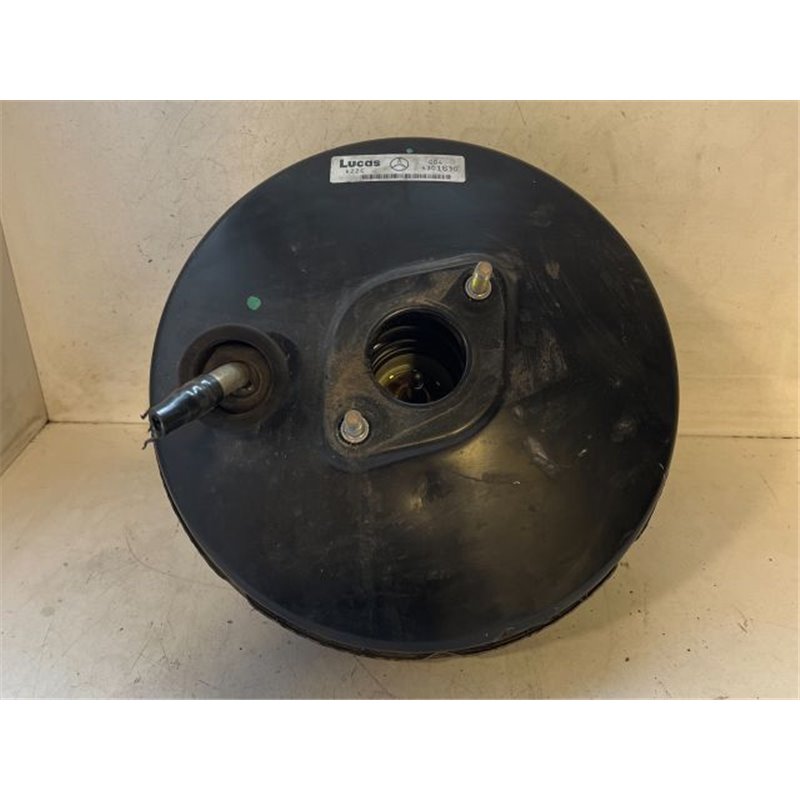 MERCEDES-BENZ E-CLASS Fékrásegítő