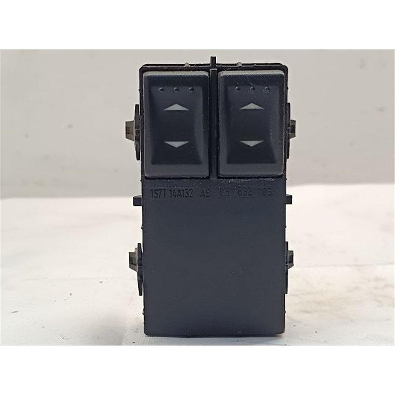 FORD MONDEO III Bal első Ablakemelő Kapcsoló