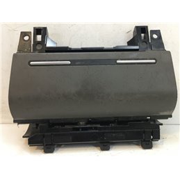 AUDI A4 B6 Első Hamutartó