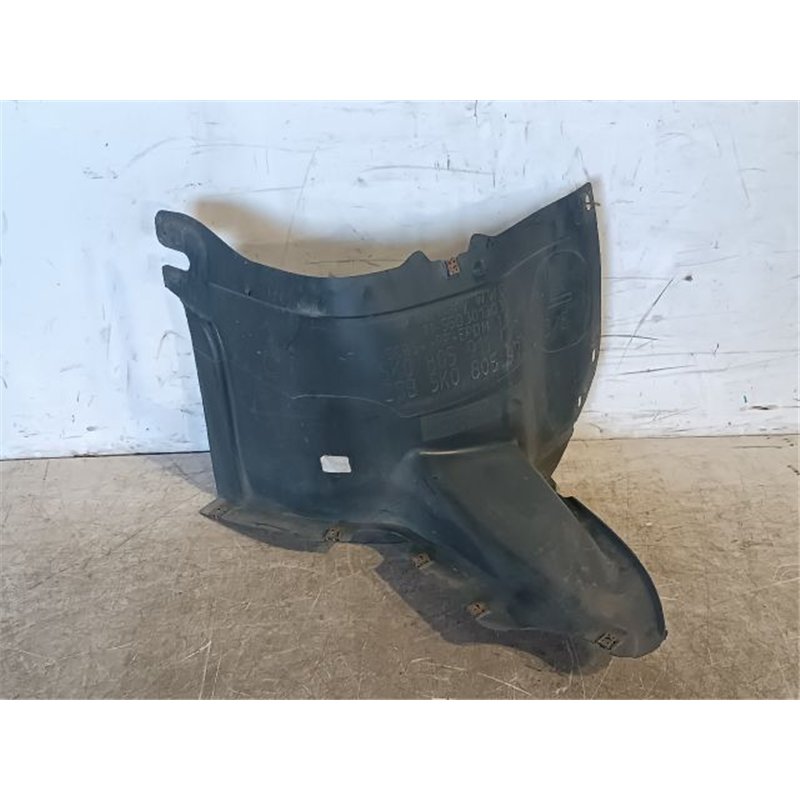 VW GOLF VI Bal első Első Dobbetét (Kerékjárati, Műanyag)