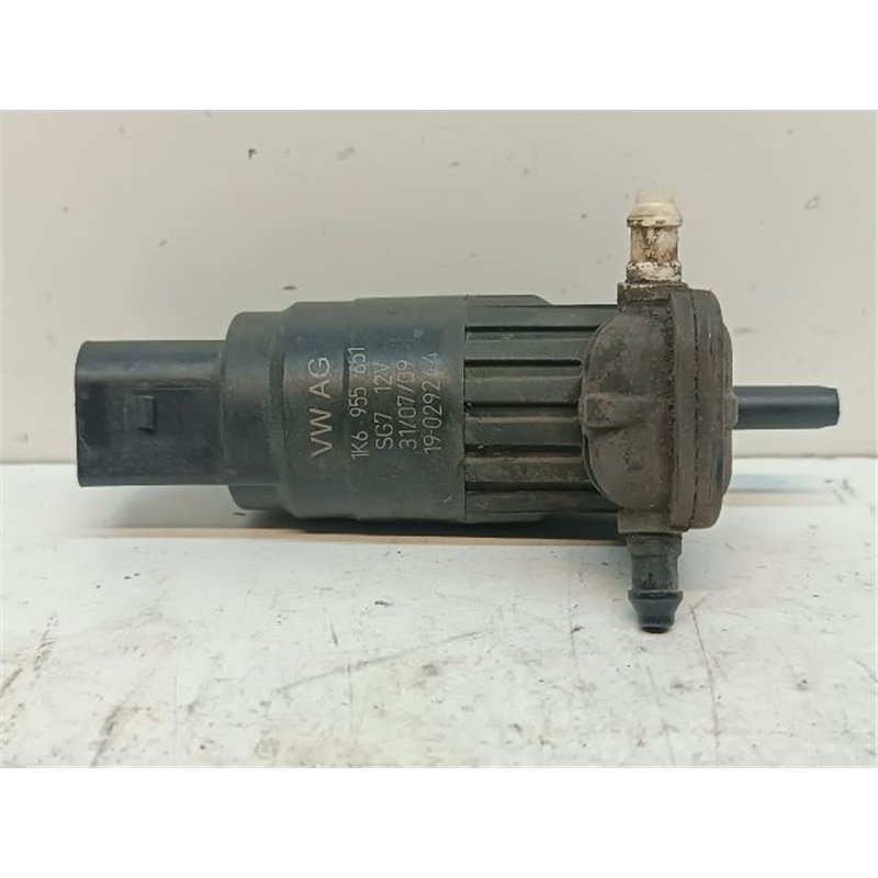 VW GOLF VI Első Ablakmosó Szivattyú