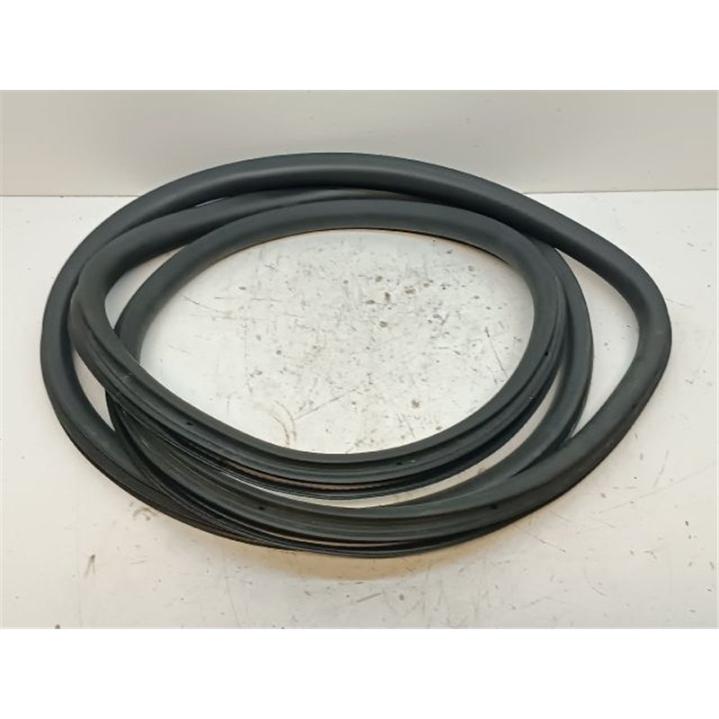 VW GOLF VI Jobb első Gumikéder