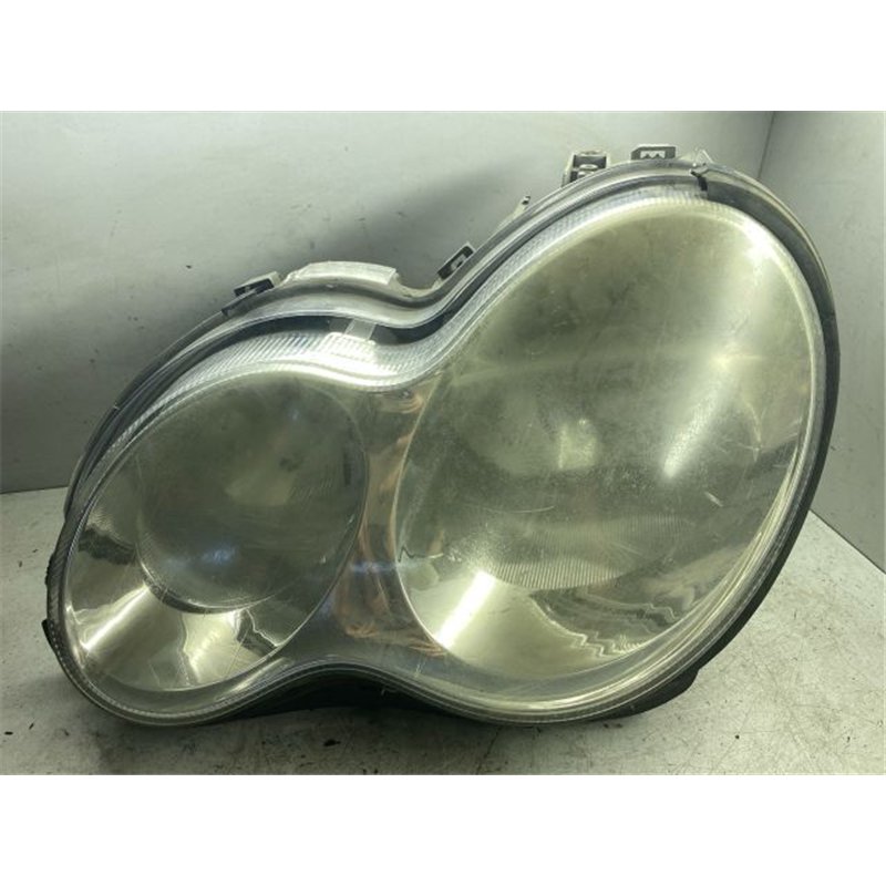 MERCEDES-BENZ C-CLASS Bal Fényszóró