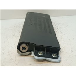 VW GOLF VI Bal Térdlégzsák