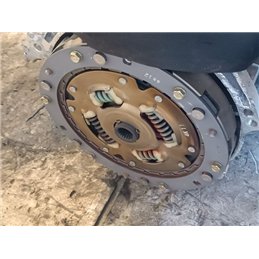 TOYOTA PRIUS Komplett Motor (Segédberendezésekkel)