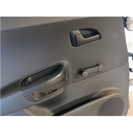 KIA CEED Bal hátsó Ajtó (Részeivel)