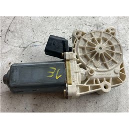 BMW 5 E60 Jobb első Ablakemelő Motor