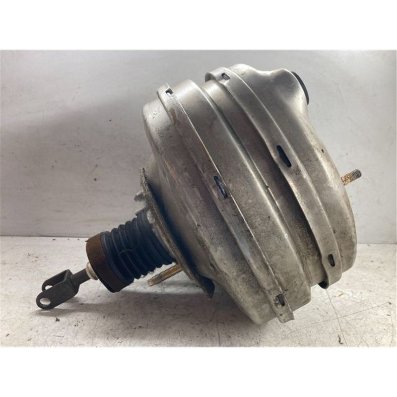 BMW 5 E60 Fékrásegítő