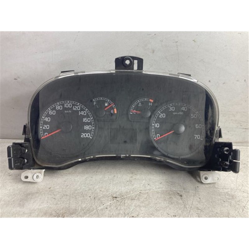 FIAT PUNTO II Kilométeróra