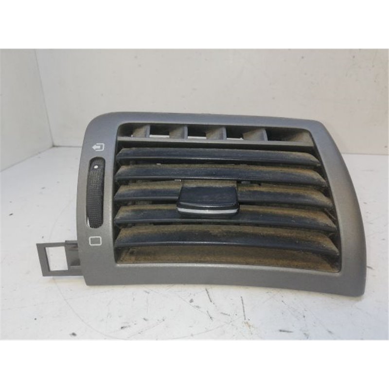 PEUGEOT 407 Jobb Szellőző