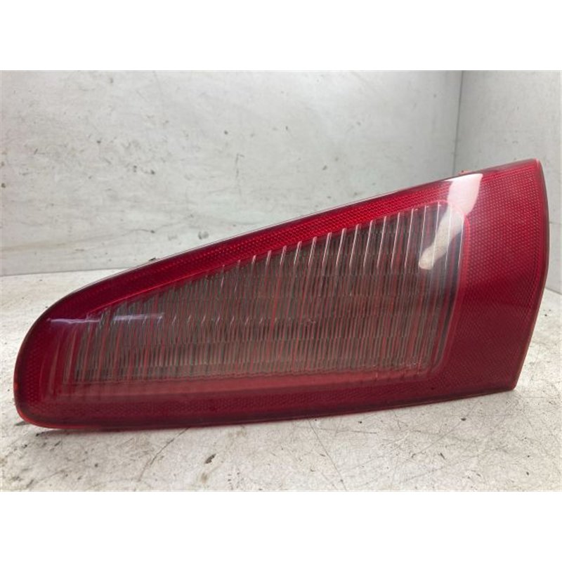 ALFA ROMEO 147 Jobb Belső Hátsó Lámpa