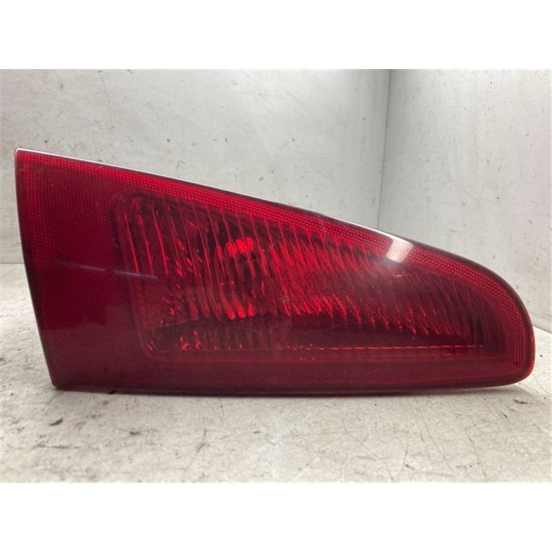 ALFA ROMEO 147 Bal Belső Hátsó Lámpa