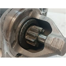 HYUNDAI i40 Önindító